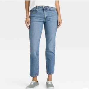 NWT Women's High-Rise Slim Straight Jeans - Universal Thread - 8.